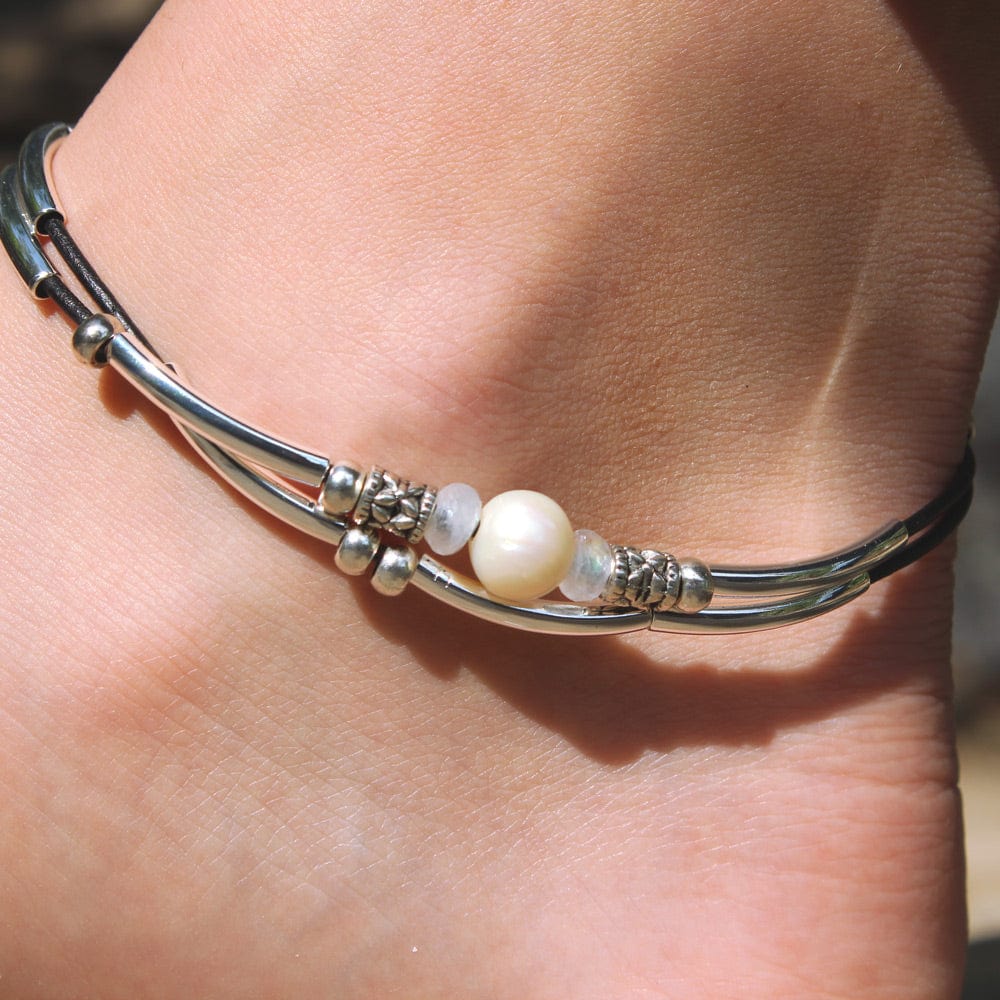 Robin Anklet w Moonstone &amp; Pearl w Silver Crescents &amp; Black Leather Anklet Size: 10 INCH